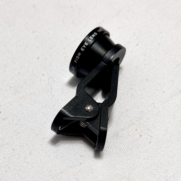 VIVITAR Mobile Fish Eye Lens 180 Degrees + Macro 3 in 1 Phone Clamp - Picture 6 of 12